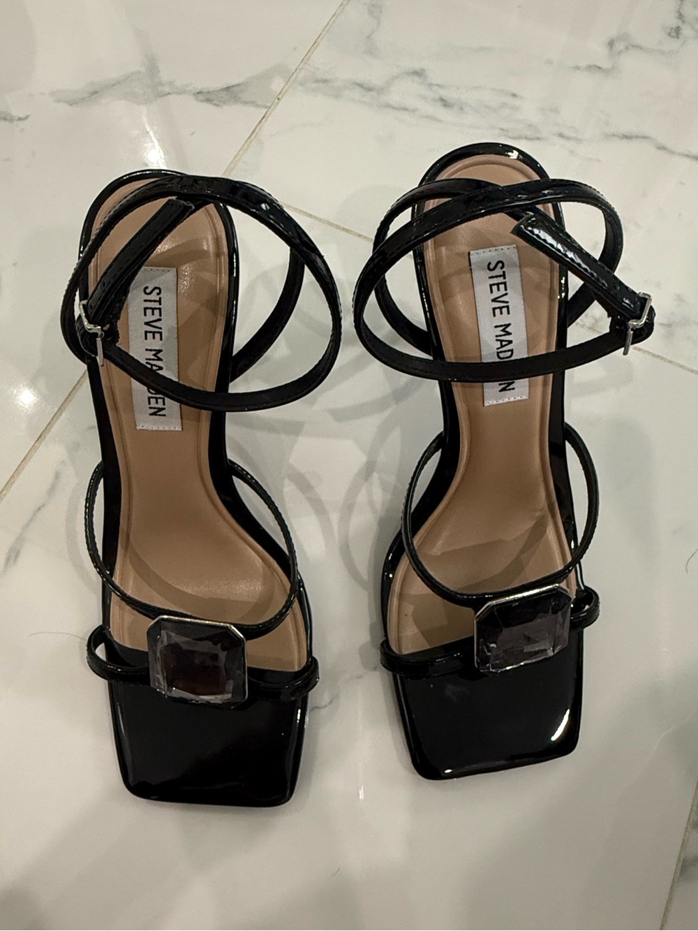 Steve Madden Black Patent Strappy Heeled Sandals size 6.5